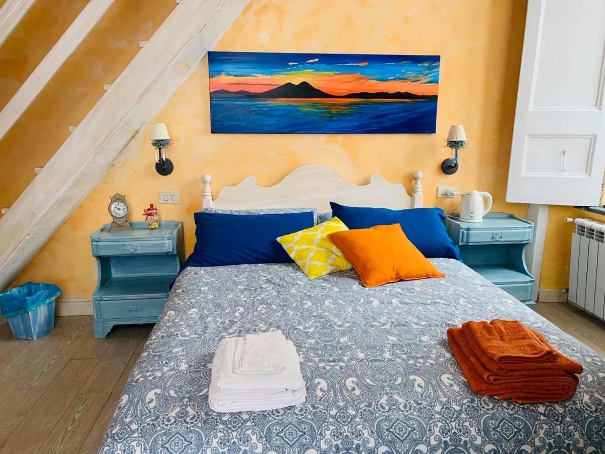 Bella Mbriana Rooms เนเปิลส์ ภายนอก รูปภาพ